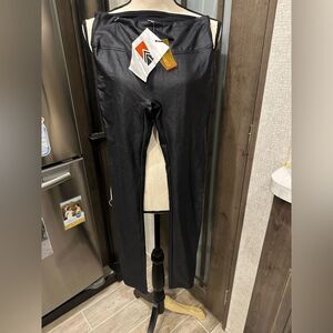 Net Retro Gong Black Faux Leather Pants